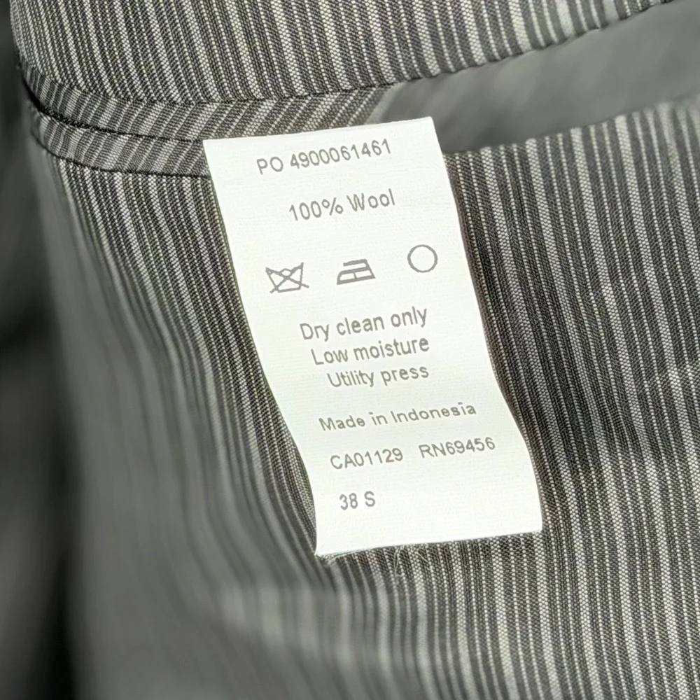Calvin Klein Mens Slim Fit Grey 100% Wool 2 Piece Suit 38S 32W x 28L